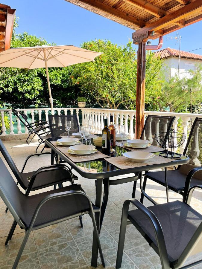 Casa Lia-Beach Front Villa Nea Kallikrateia 外观 照片