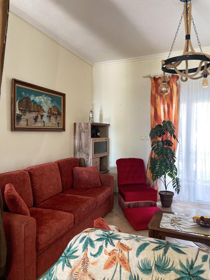 Casa Lia-Beach Front Villa Nea Kallikrateia 外观 照片