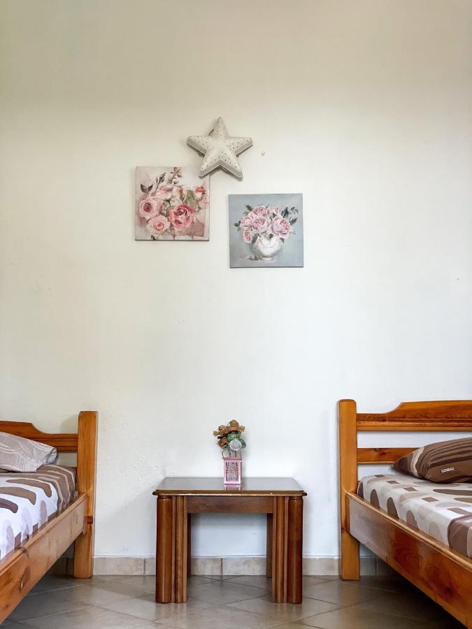 Casa Lia-Beach Front Villa Nea Kallikrateia 外观 照片